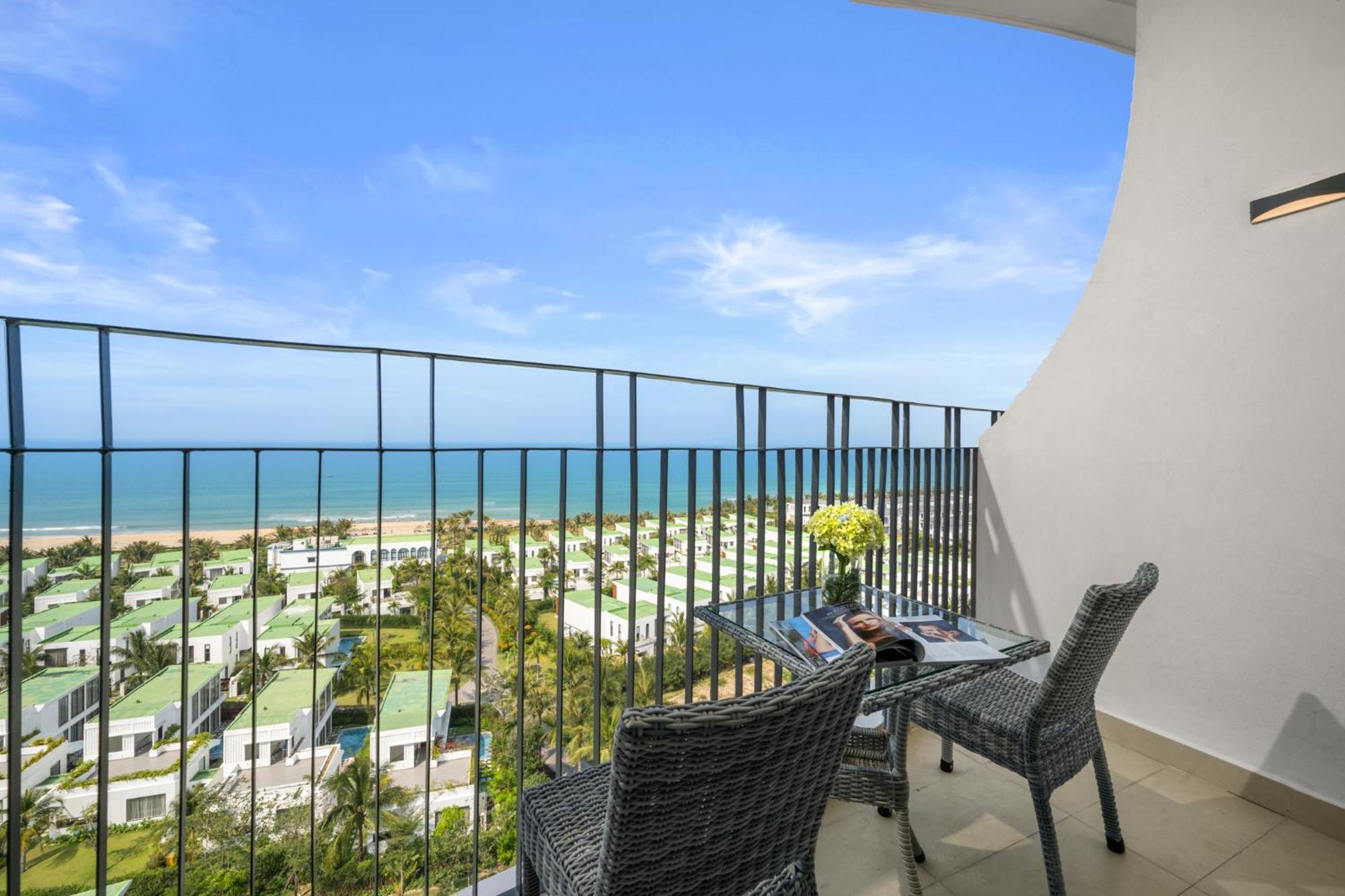 Wyndham Hoi An Royal Beachfront Resort & Villas 外观 照片